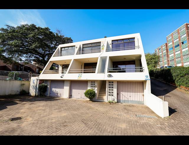 3 BEDROOM SECTIONAL TITLE FOR SALE IN MORNINGSIDE